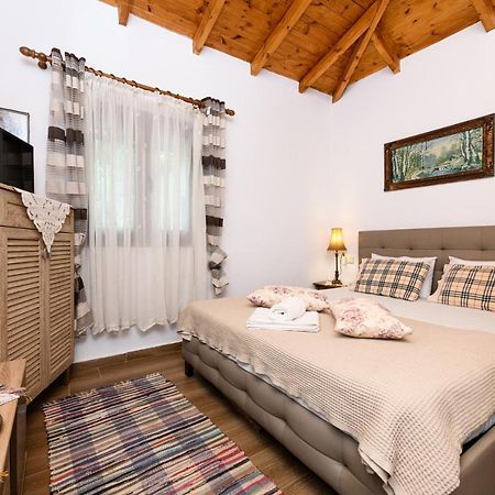 Villa Suzana Mikros Prinos Luaran gambar