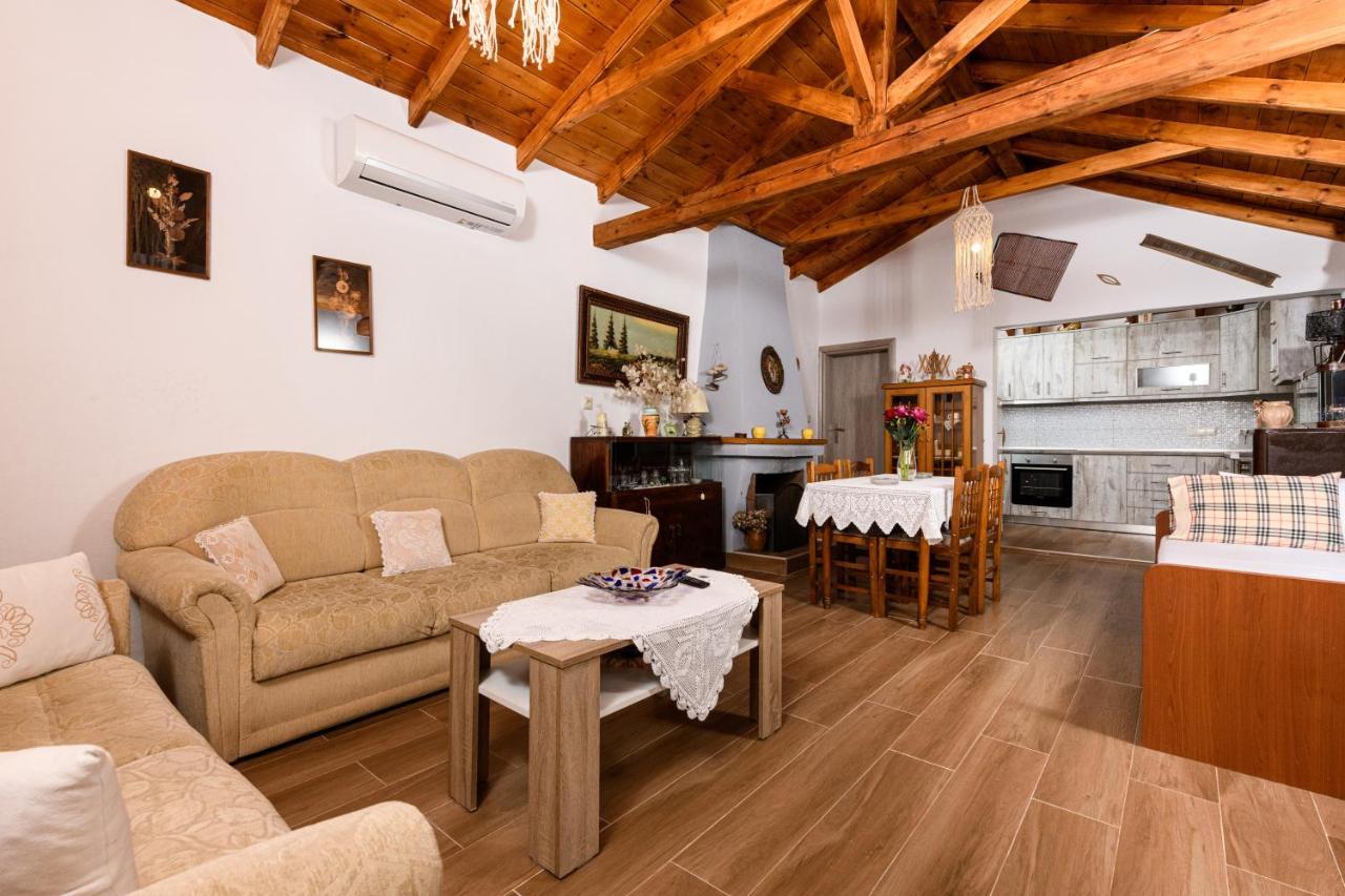 Villa Suzana Mikros Prinos Luaran gambar